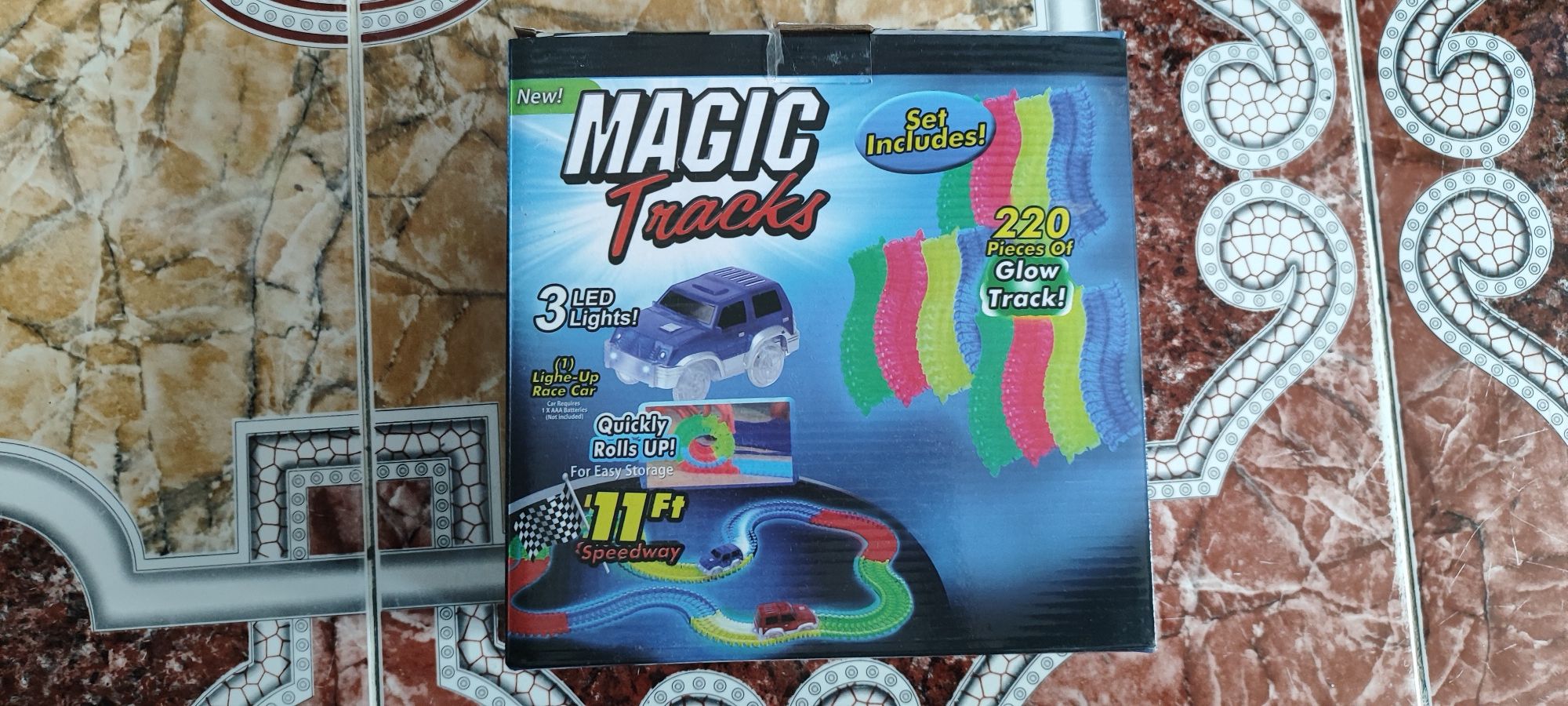 Игрушка Magic tracks 220 деталей