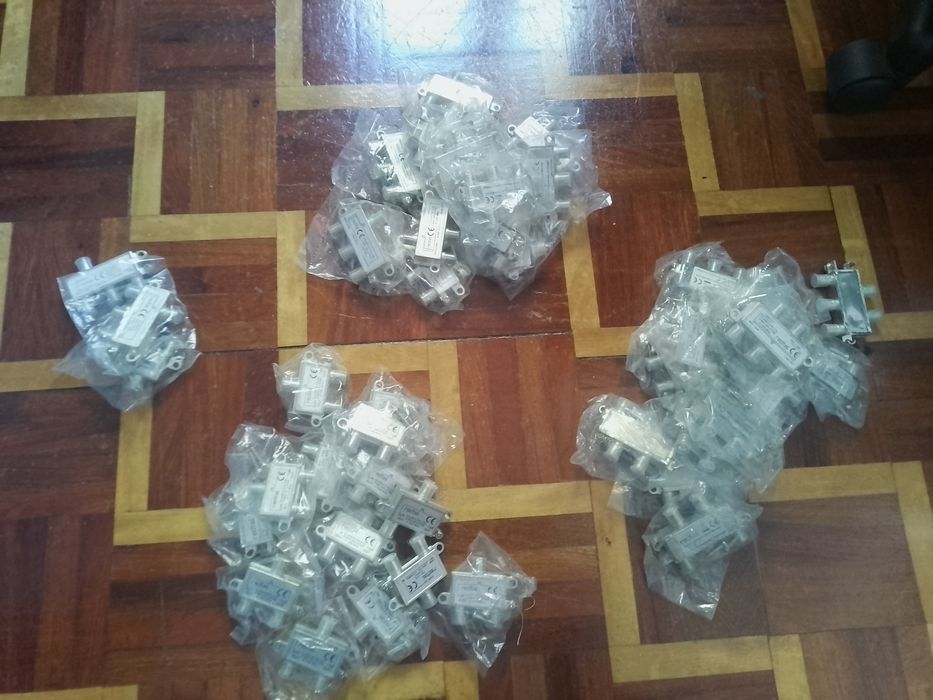 Materiais de telecomunicações