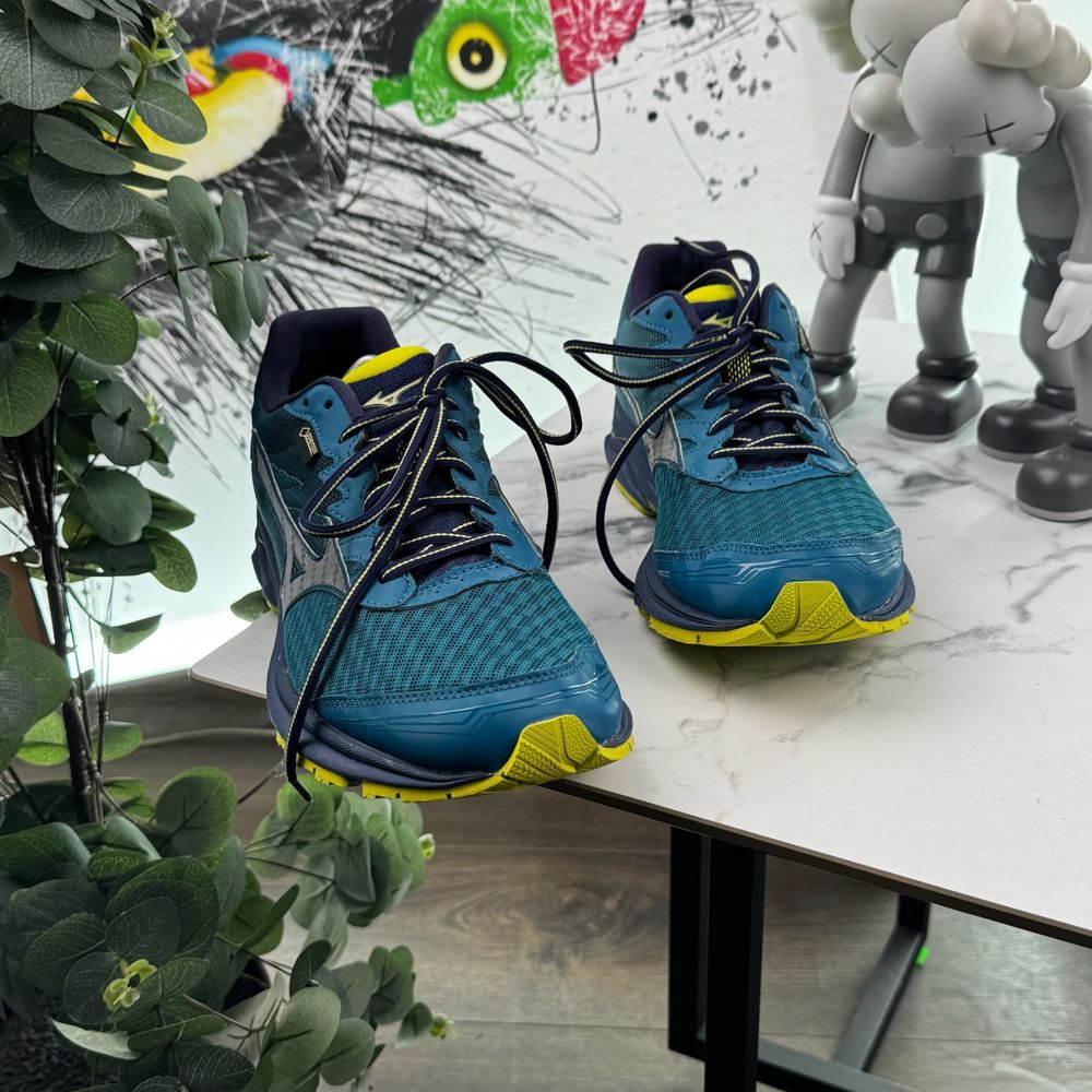 Кросівки Mizuno Wave Rider Gore Tex 45 розмір 2484