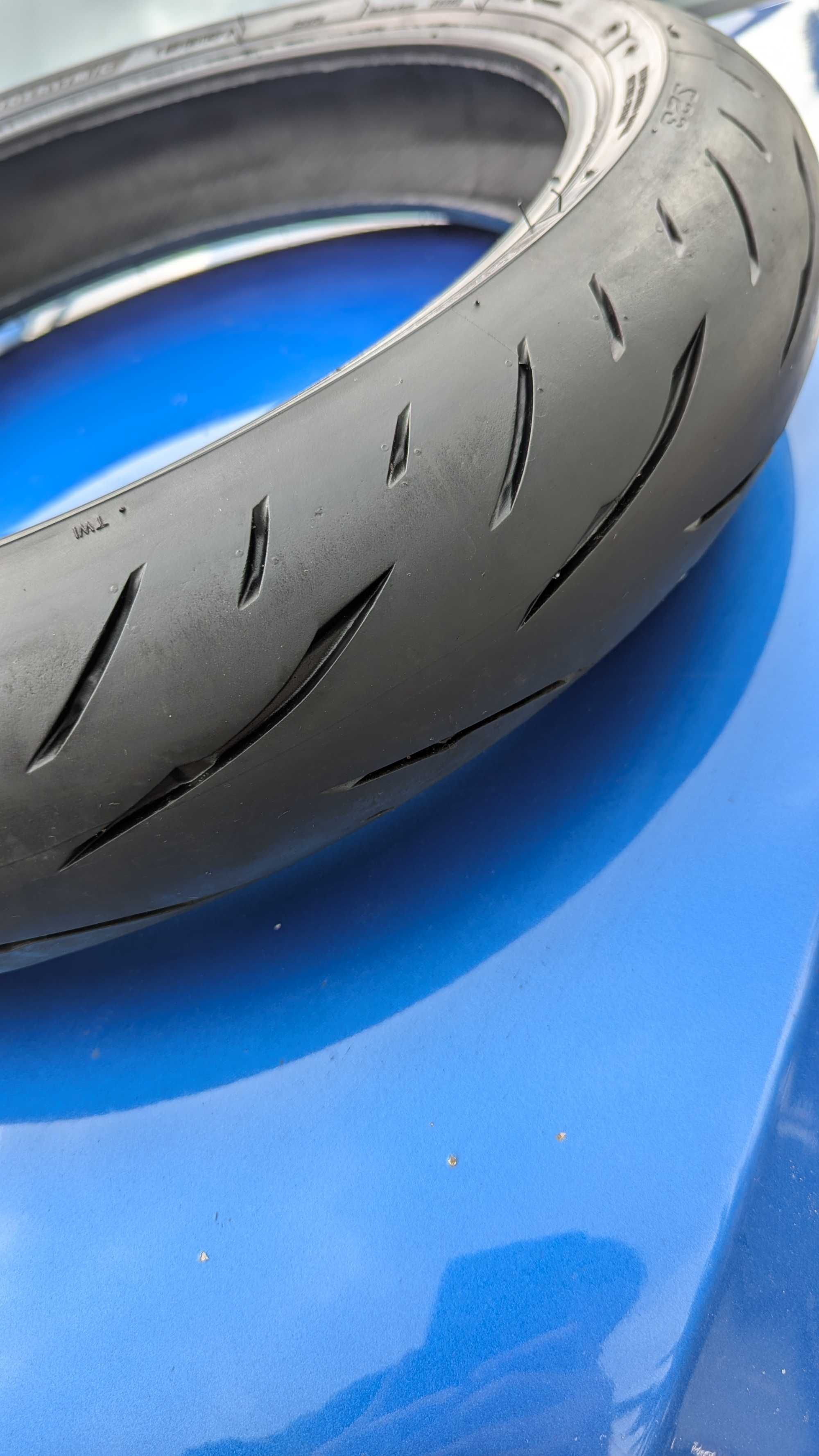 Резина Bridgestone Battlax Hypersport S23 120/70 R17 58W