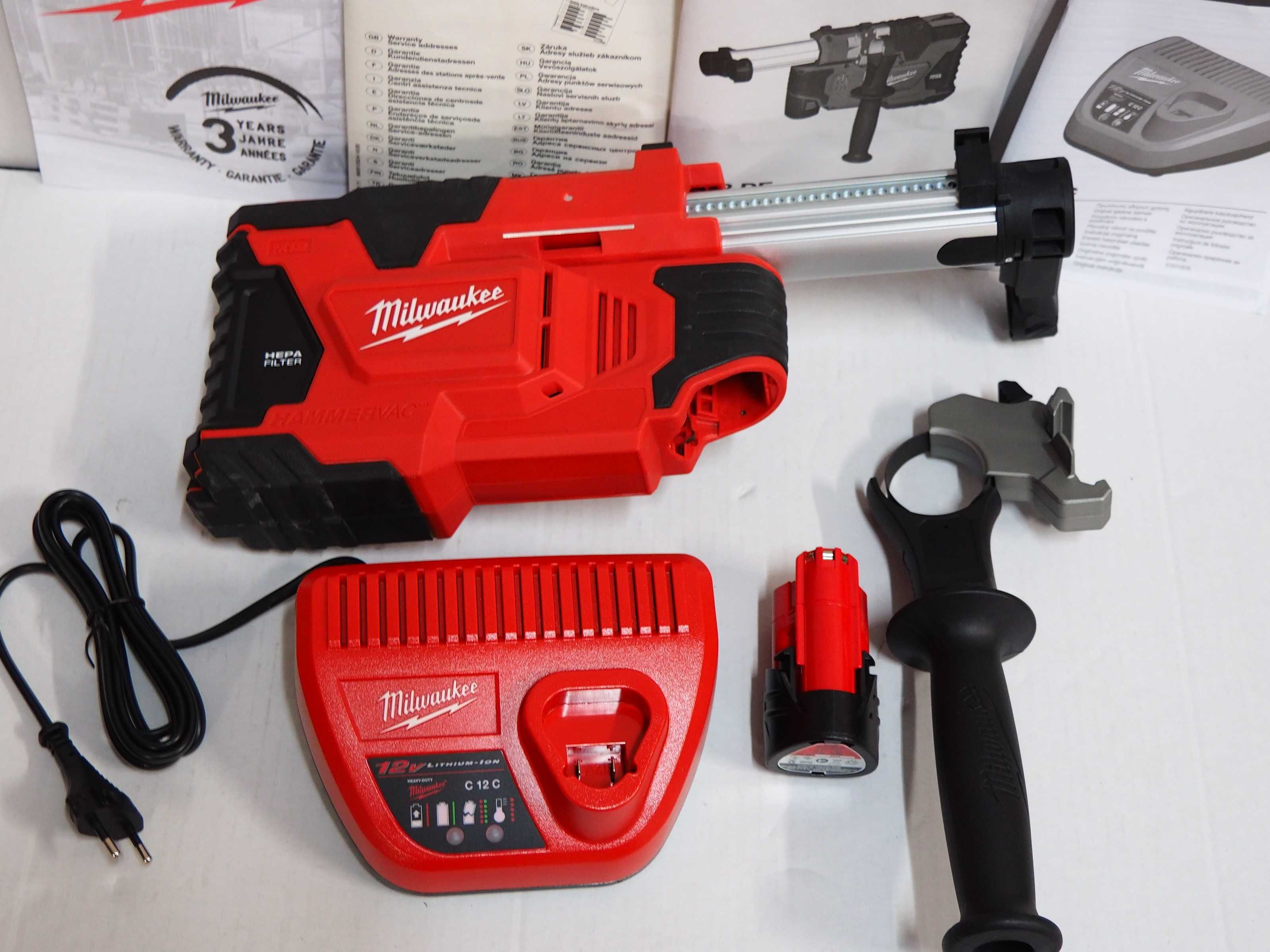 Odsysacz MILWAUKEE M12 DE odkurzacz do młotowiertarka 12v ladowarka