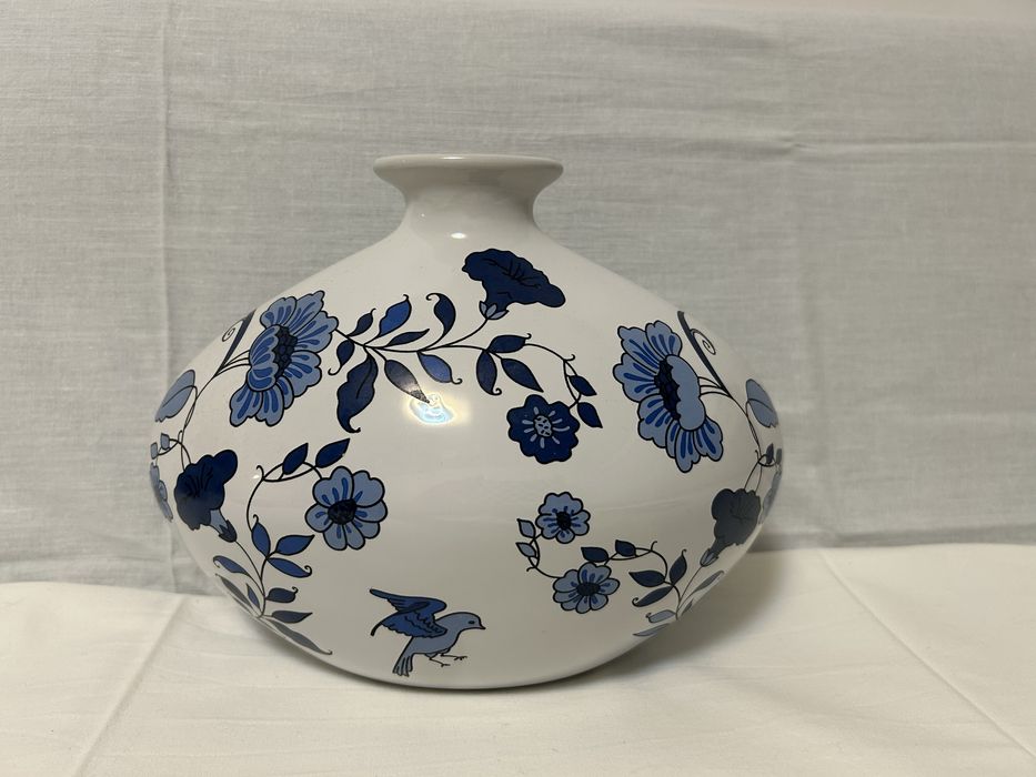 Керамічна ваза ручноі роботи