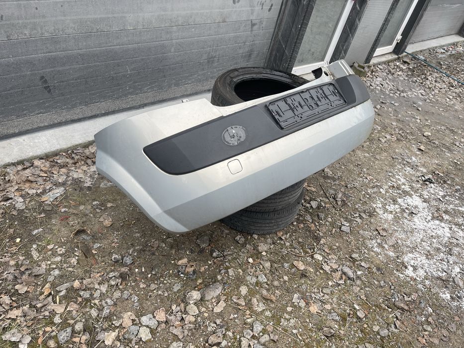 Zderzak tył tylni Renault Megane II HB 3 drzwi