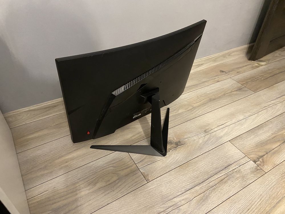 Monitor MSI 27 cali uszk. matryca