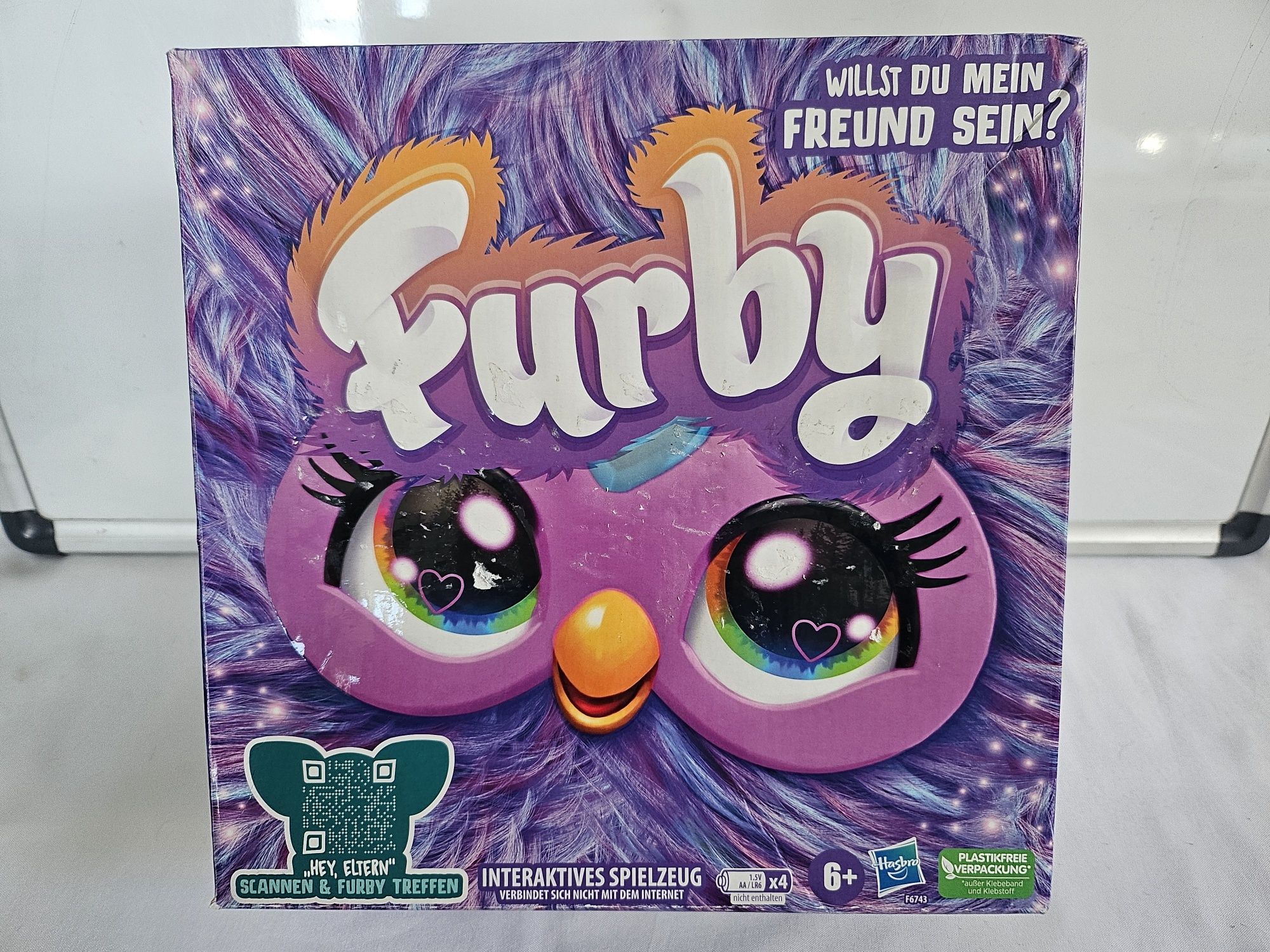 Interaktywna zabawka fioletowy Furby duży pluszowy Hasbro
