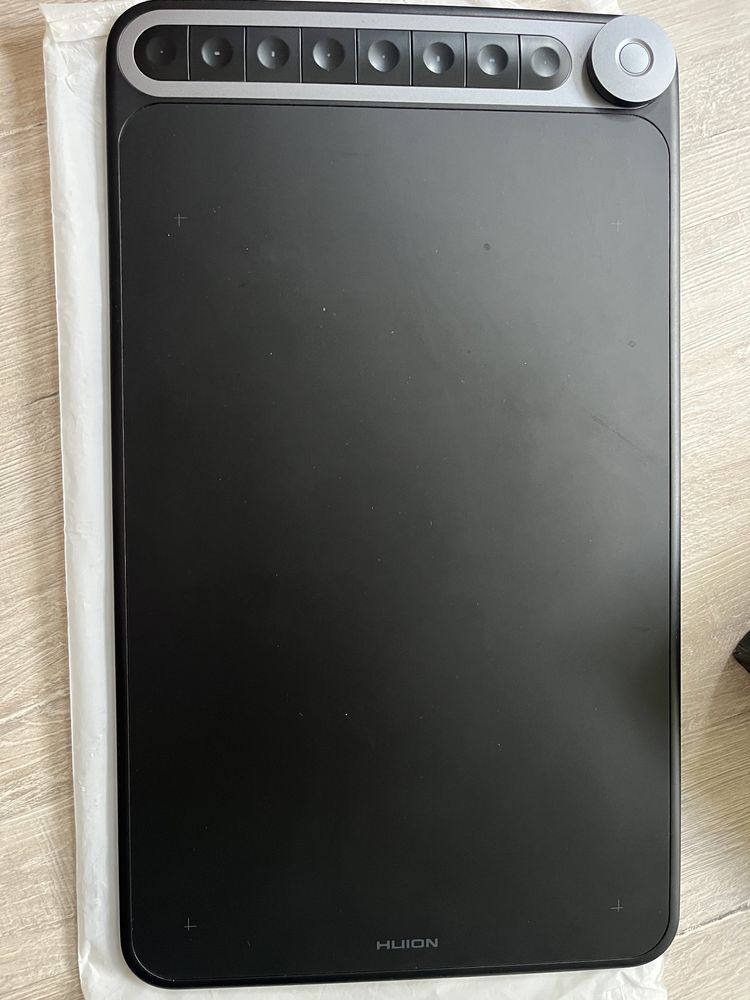Tablet graficzny HUION Q620M