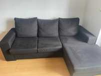 Sofá com chaise longue