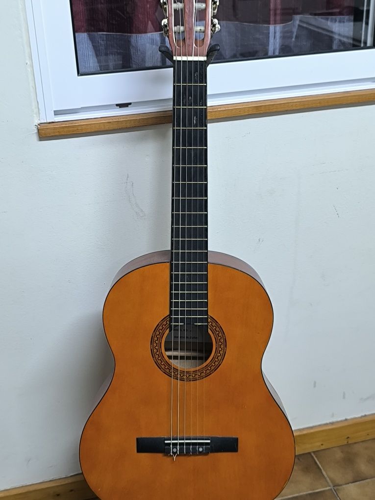 Guitarra + Teclado
