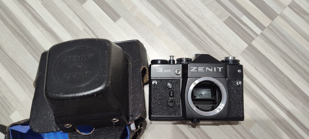 Sprzedam aparat fotograficzny Zenit 12XP