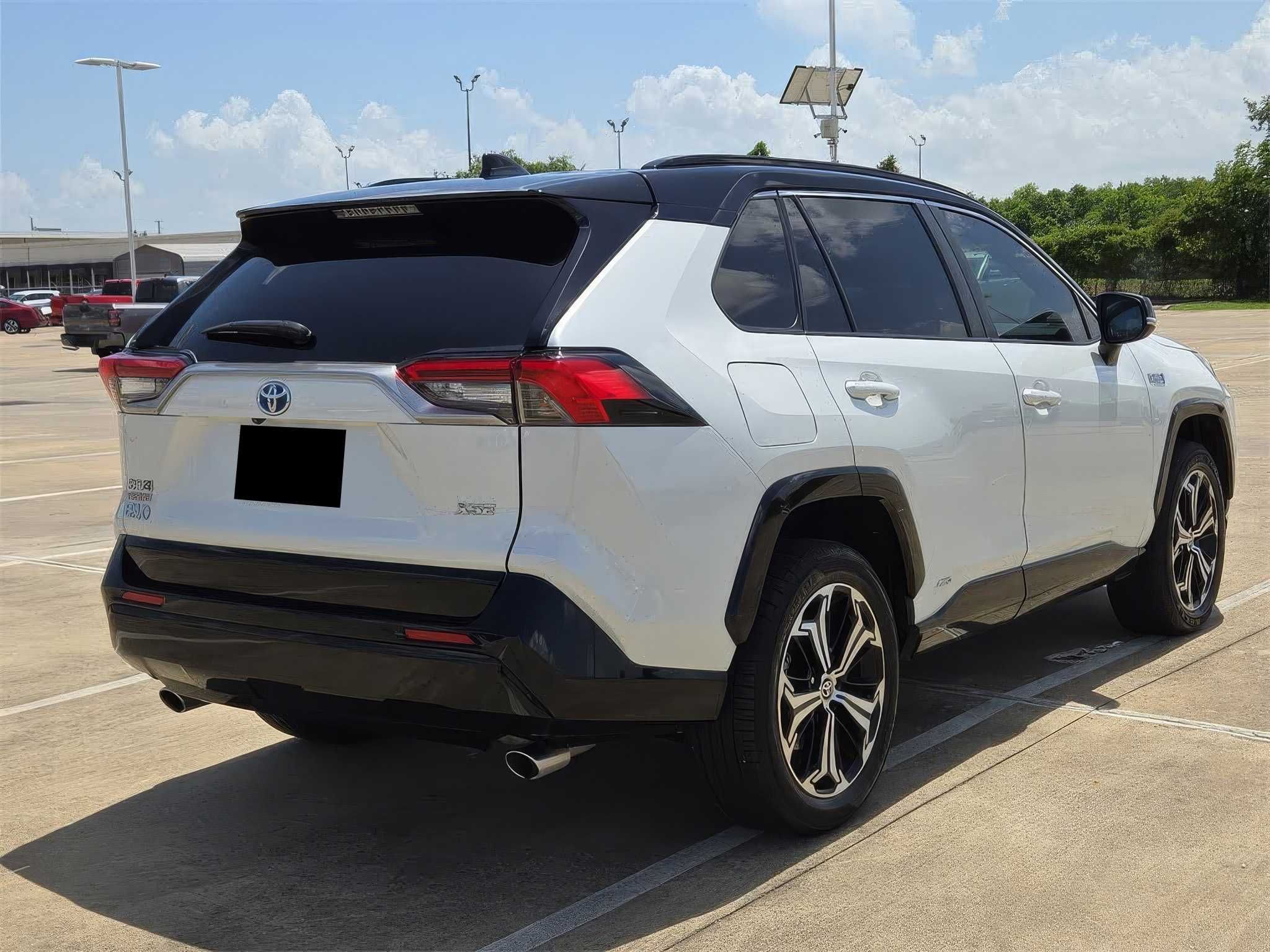 2024 Toyota RAV4 Prime XSE
