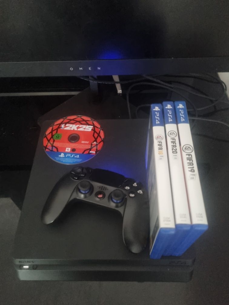 Ps4 slim + jogos + Comando