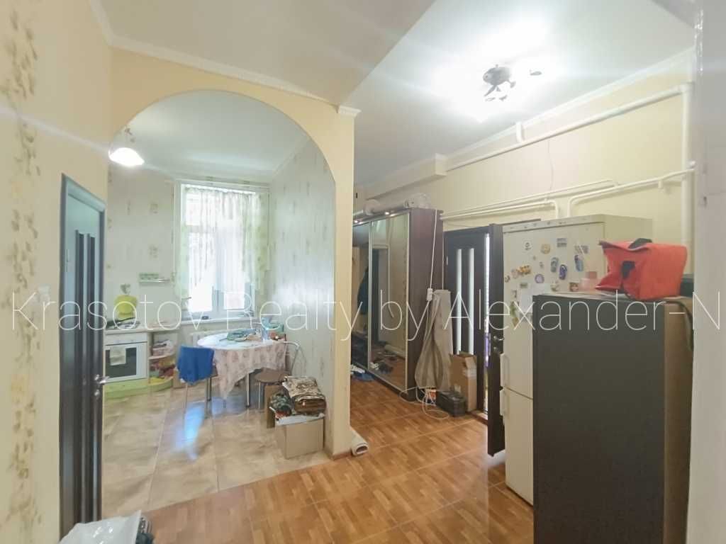 Французский б-р: продам дом на две 2 ком квартиры в престижном районе!