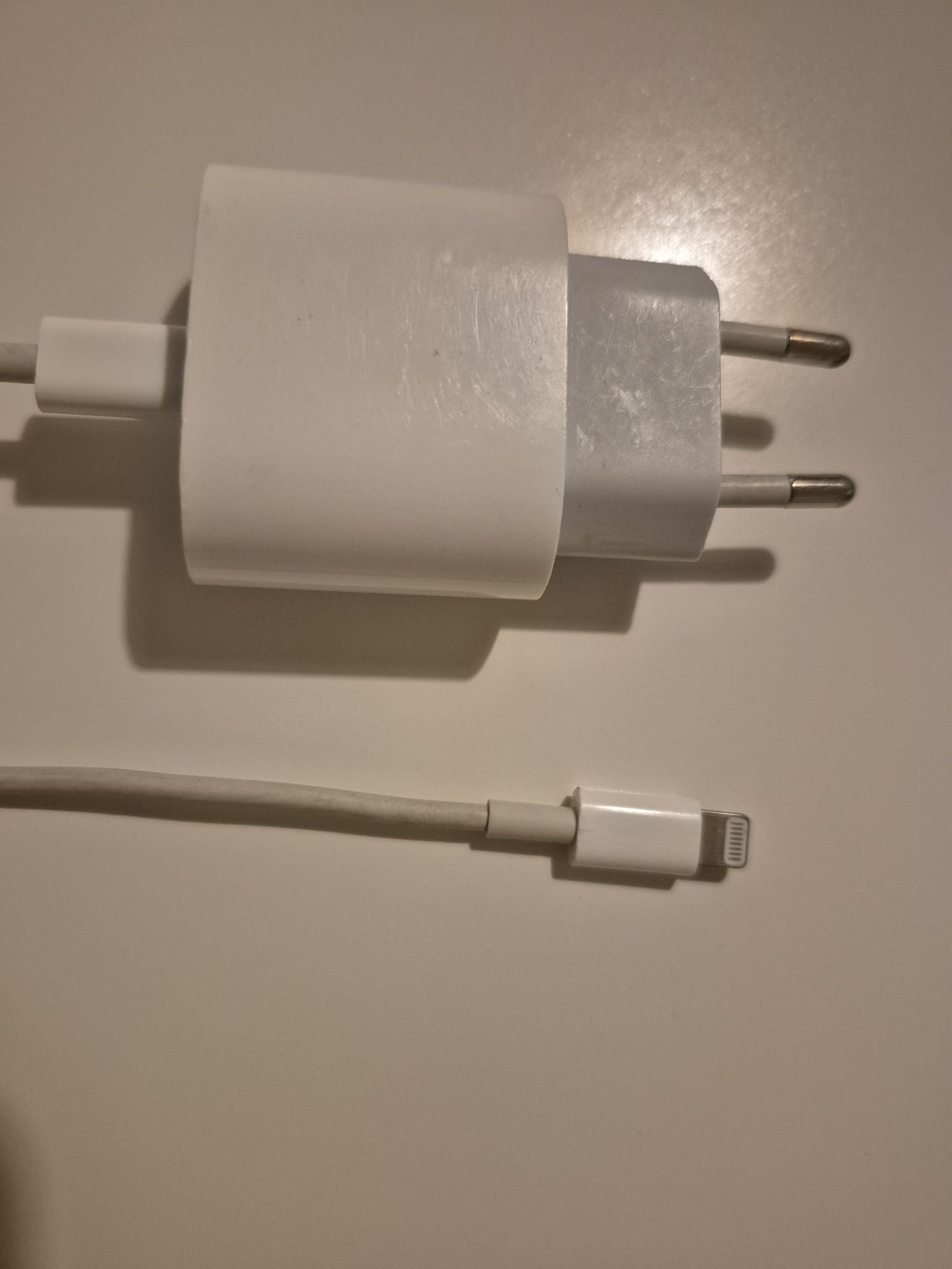 Fones novos/Carregador iphone