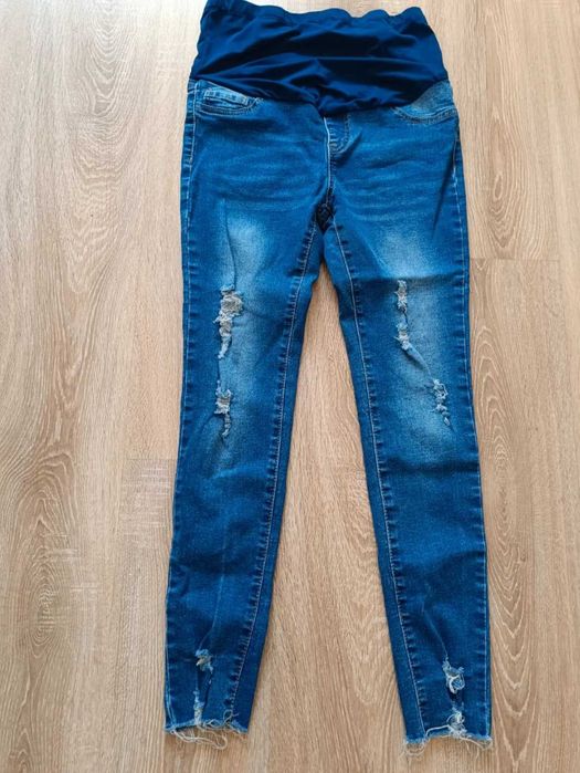 Spodnie jeansowe ciążowe z rozdarciami