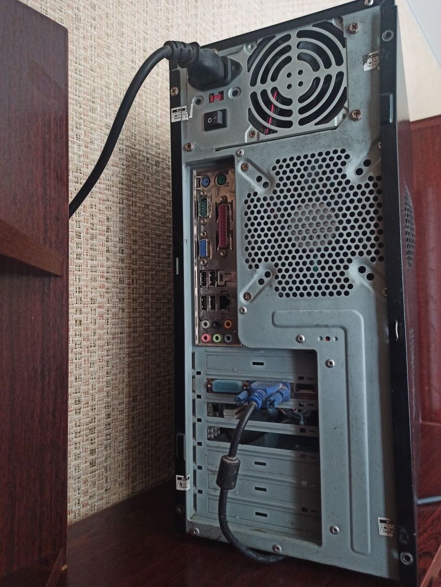 Системний блок | AMD Athlon 64 X2 5200+ | 4 ГБ DDR2 | ПК для офісу чи