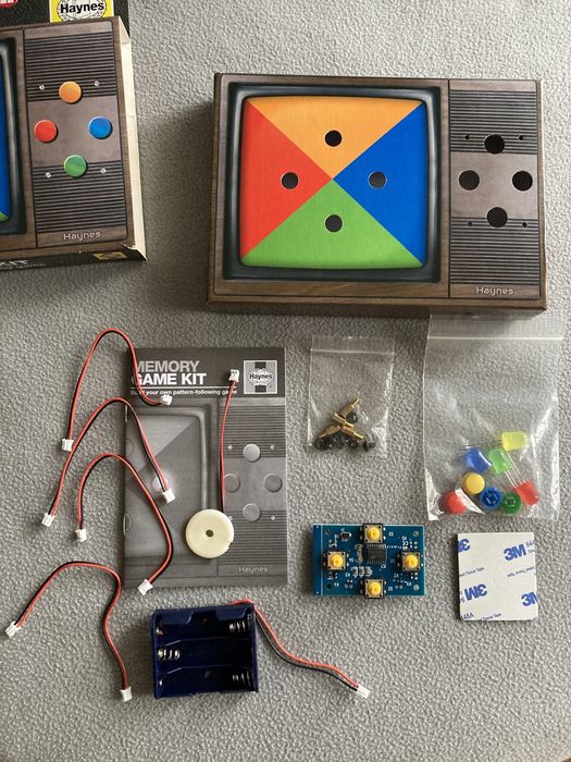 Haynes, Memory game kit   Zestaw do samodzielnego montażu.