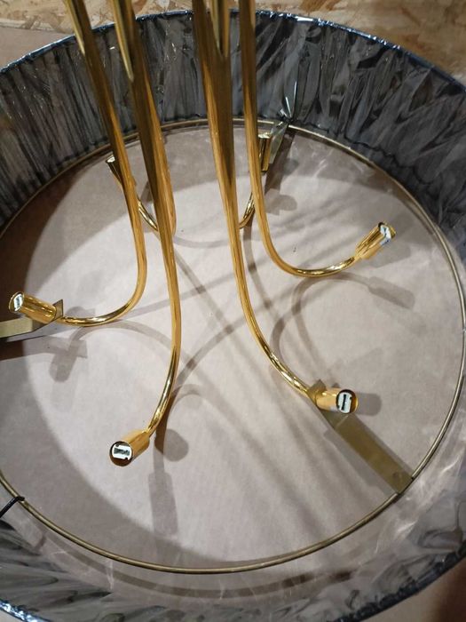 Люстра на 6 рожків