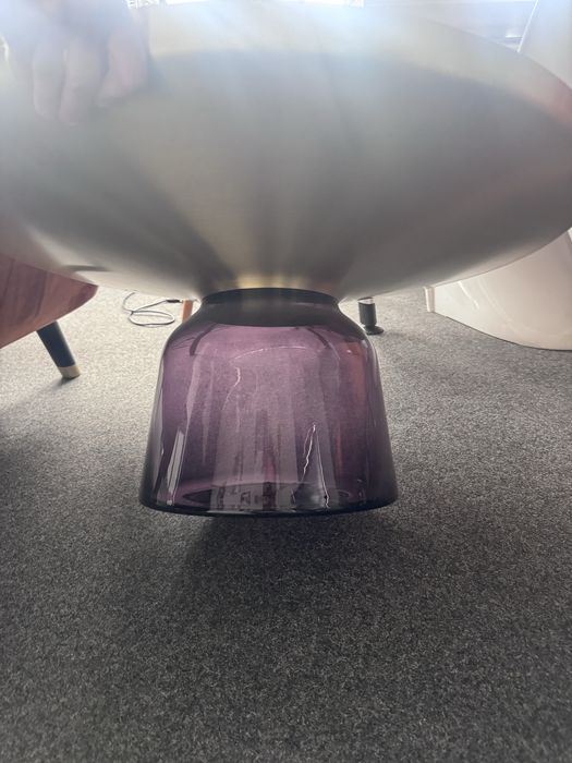 Bell ClassiCon stylowy szklany stolik by Sebastian Herkner