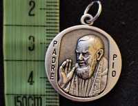 Medalion Padre Pio relikwia duży