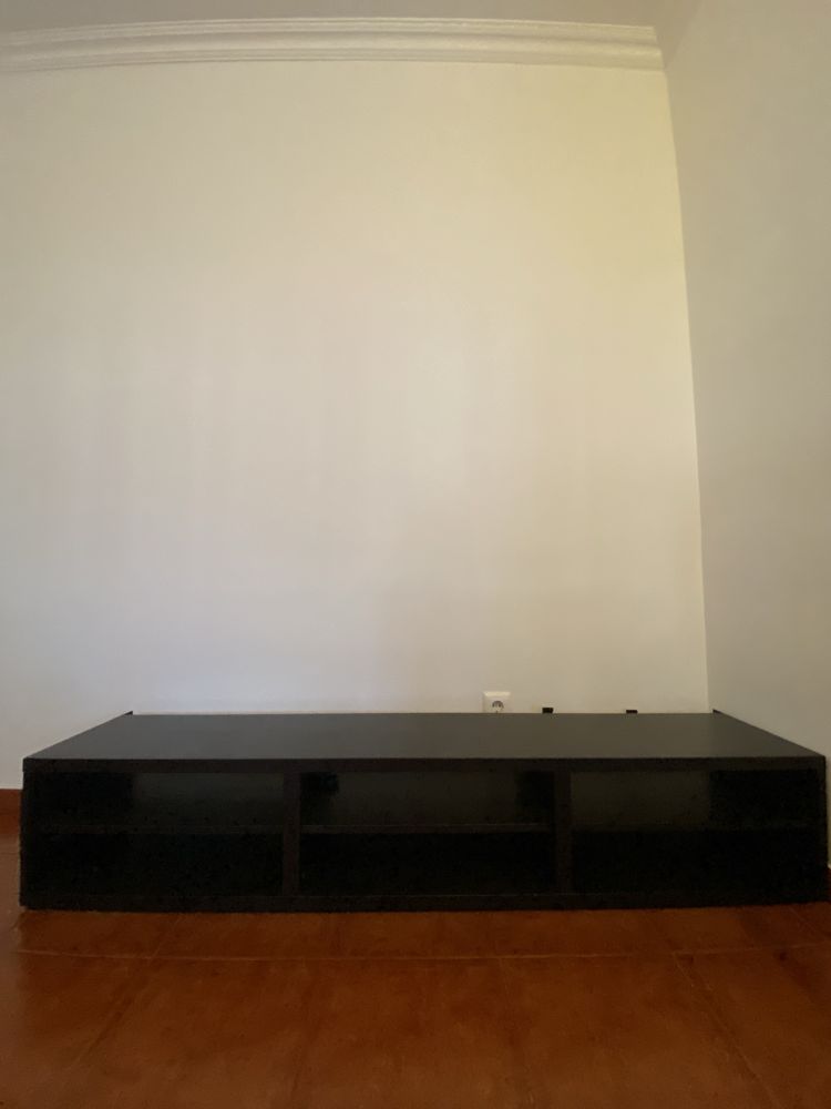 Movel tv Ikea Preto