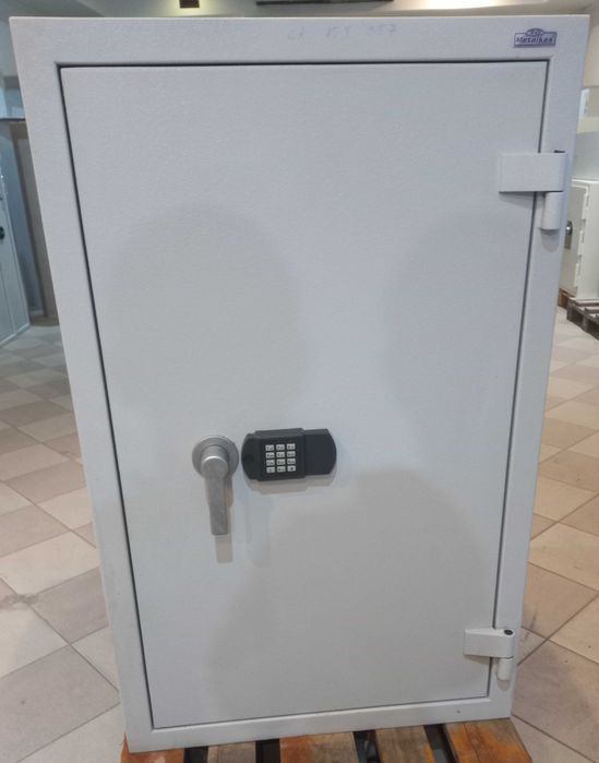 Sejf kasa pancerna transferowa Metalkas III klasa, 800 kg