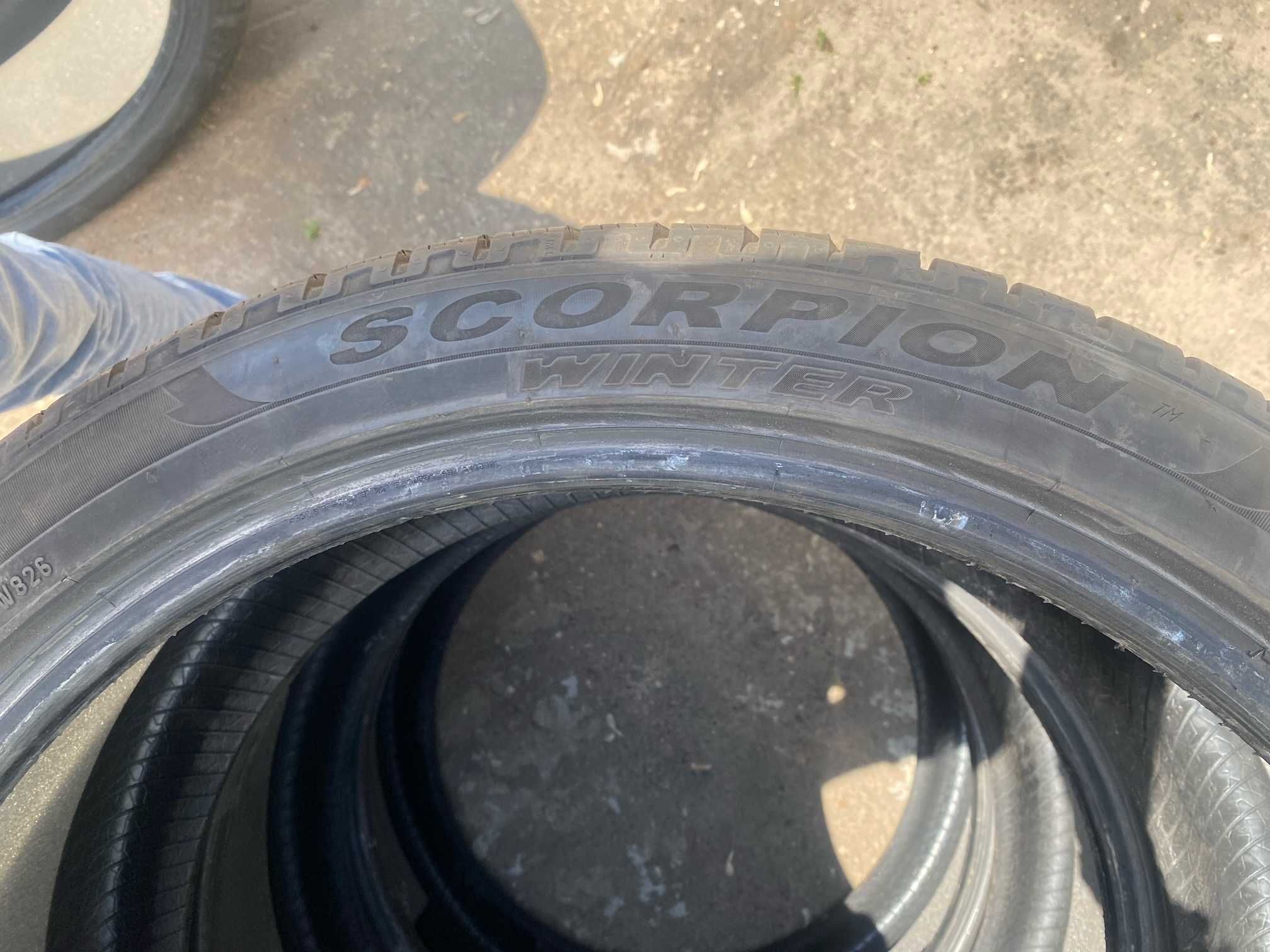 Зимняя резина Pirelli Scorpion Winter 285/35 r22 4 шт