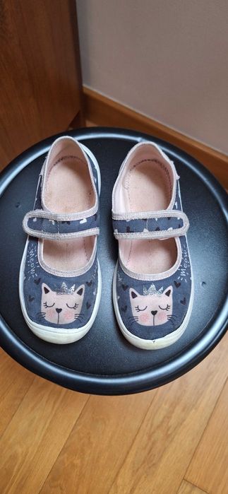 Kapcie szkolne 31 wkładka 19cm kotek