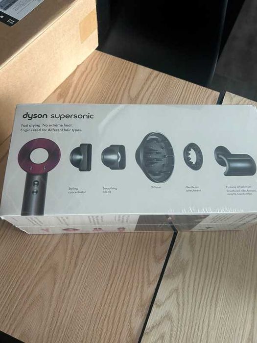 Całkowicie nowa suszarka do włosów Dyson Smart。