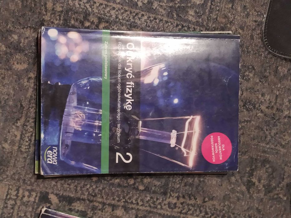 Książka fizyka kl.2 poziom podstawowy