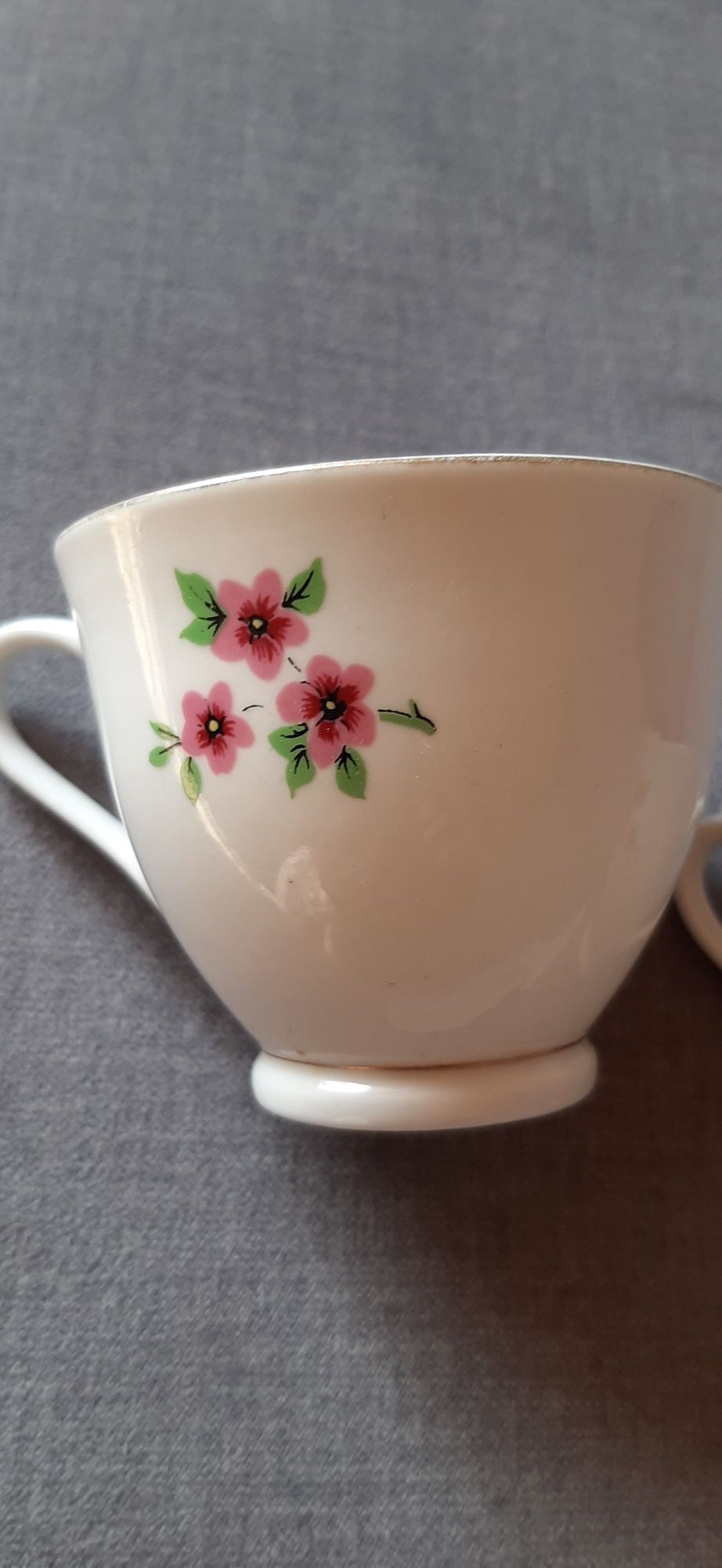 Chińskie filiżanki z porcelany.