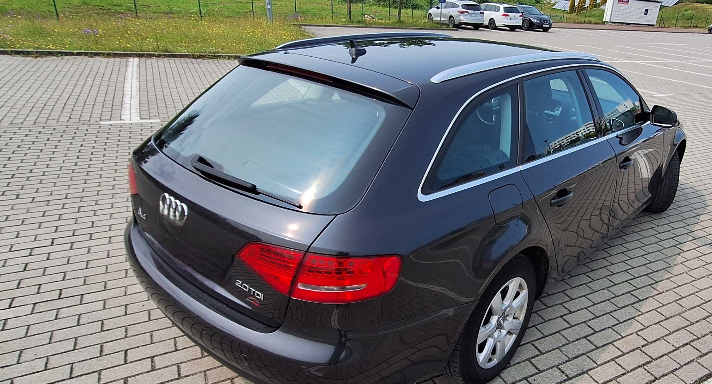 Sprzedam Audi a4 b8 2.0 143KM (178) 2010 rok 248000 przebiegu.