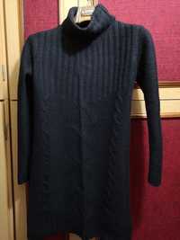 Swetr tunika w kolorze czerni