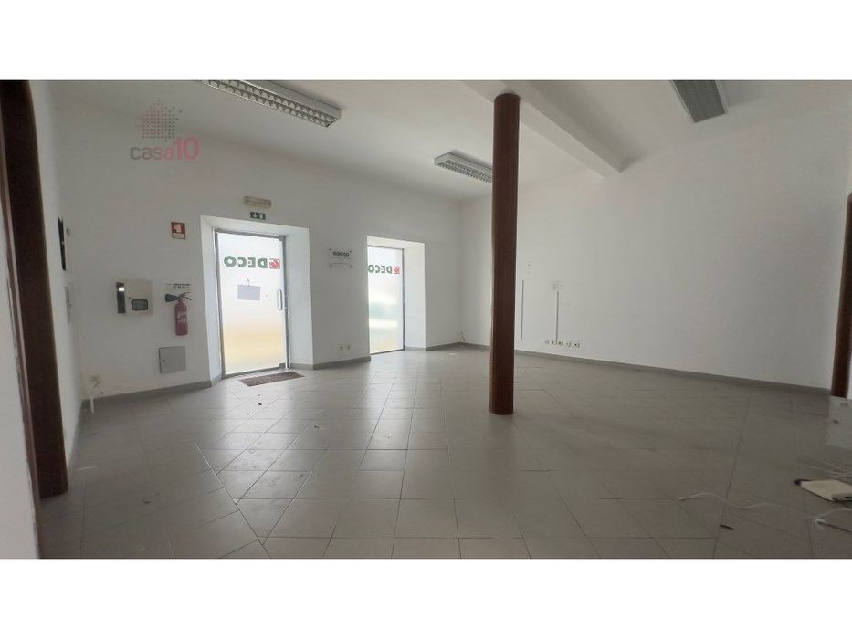 Vende-se Loja no centro histórico de Évora!