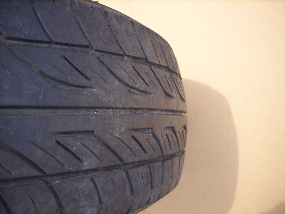 Pneu 165/65R14 Falken Sincera SN828