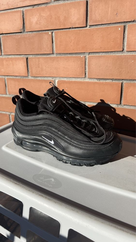 Nike Air Max 97.