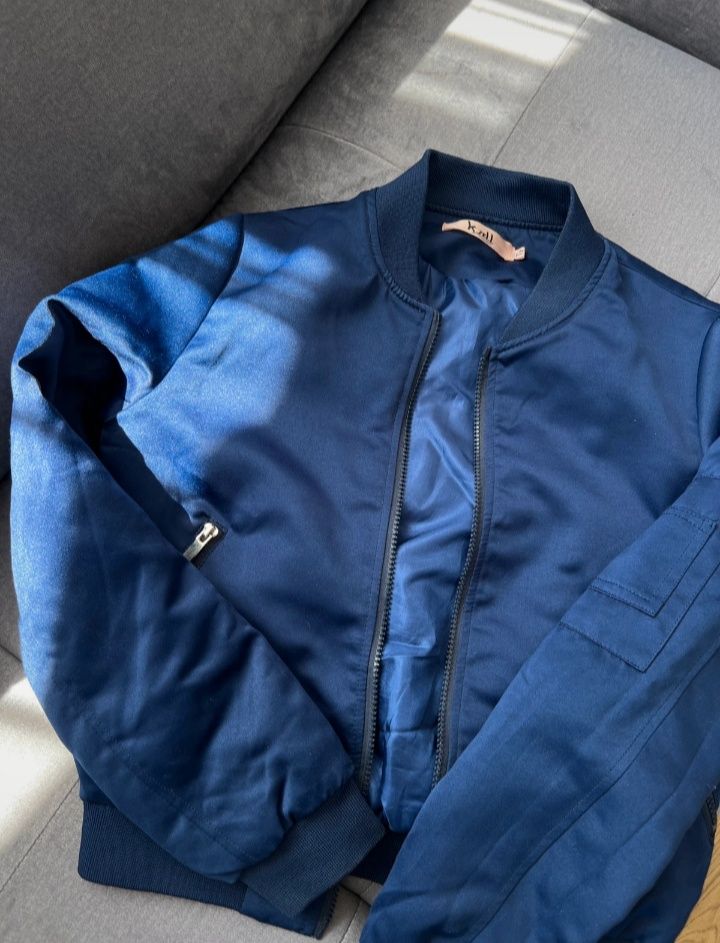 Kurtka bomberka granat nevy  roz S 36