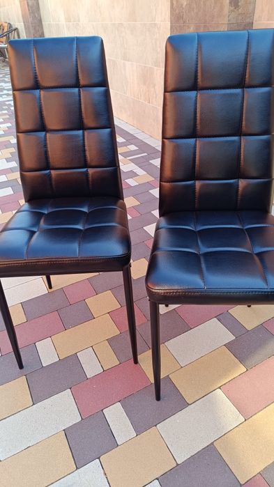 Перетяжка мебели и ремонт мягкой мебели.Химчистка.Чистка ковров.