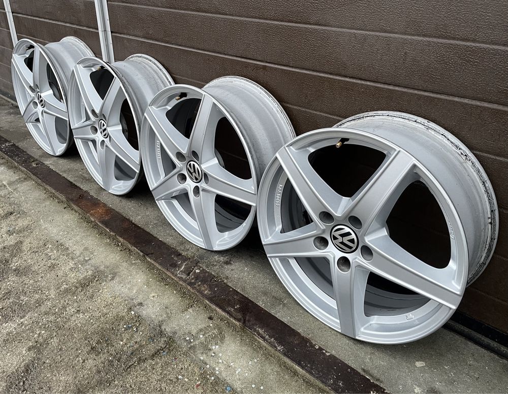 4x felgi aluminiowe Alufelgi 5x112 r17 et38 6,5J (VW Tiguan)