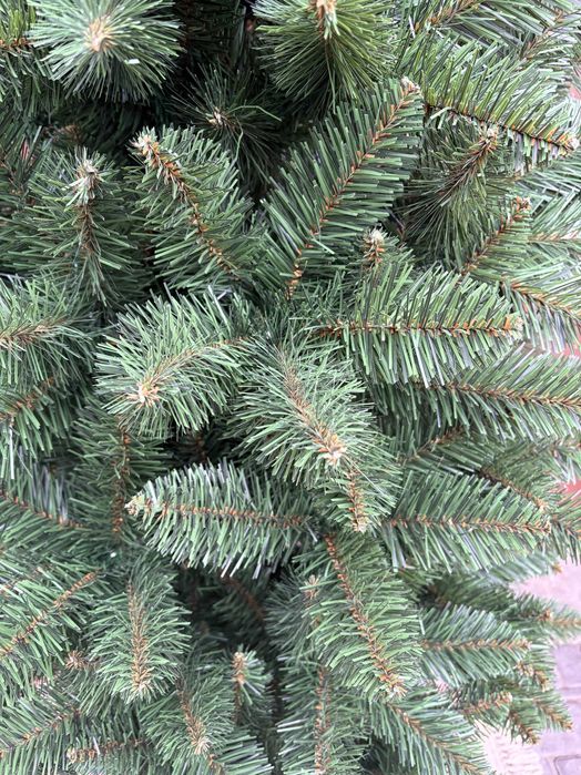 Choinka sztuczna 160,180,200,220,250 cm PIĘKNA I GĘSTA na stojaku 150