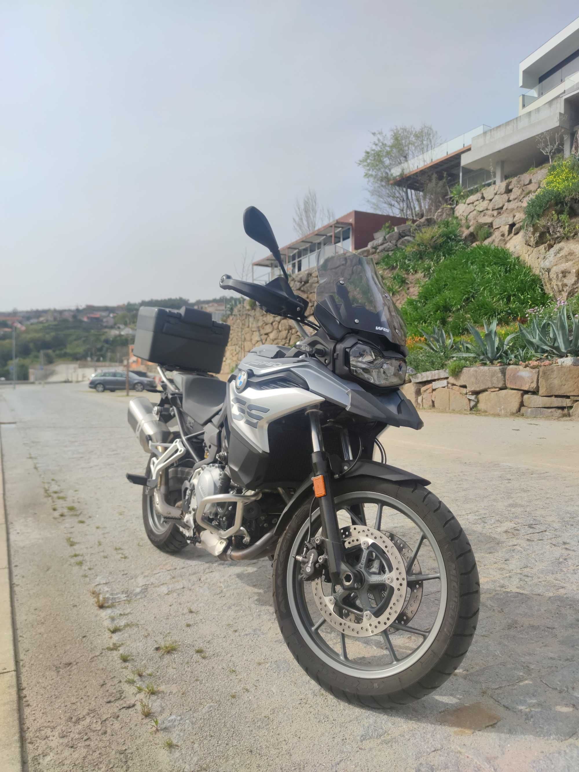 BMW F 750 GS com 5100km