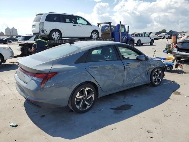 Продам Hyundai Elantra 2.0