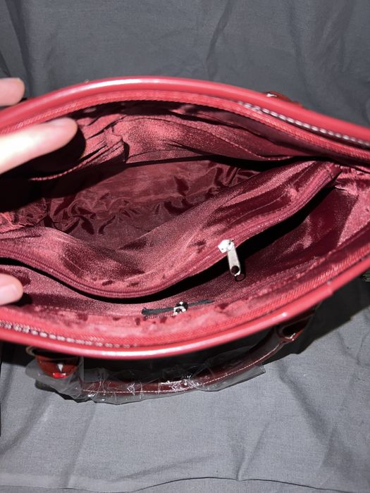 Сумка червона жіноча