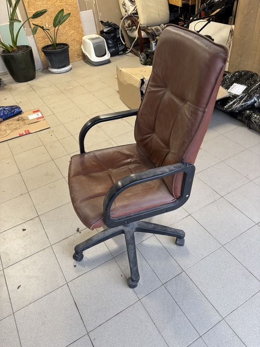 Fotel skorzany kolor braz