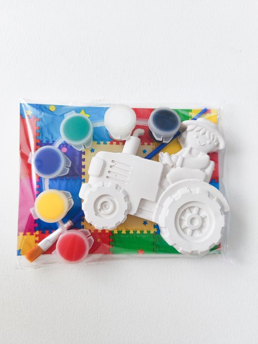 Набори для творчості, гостинці, подарунки