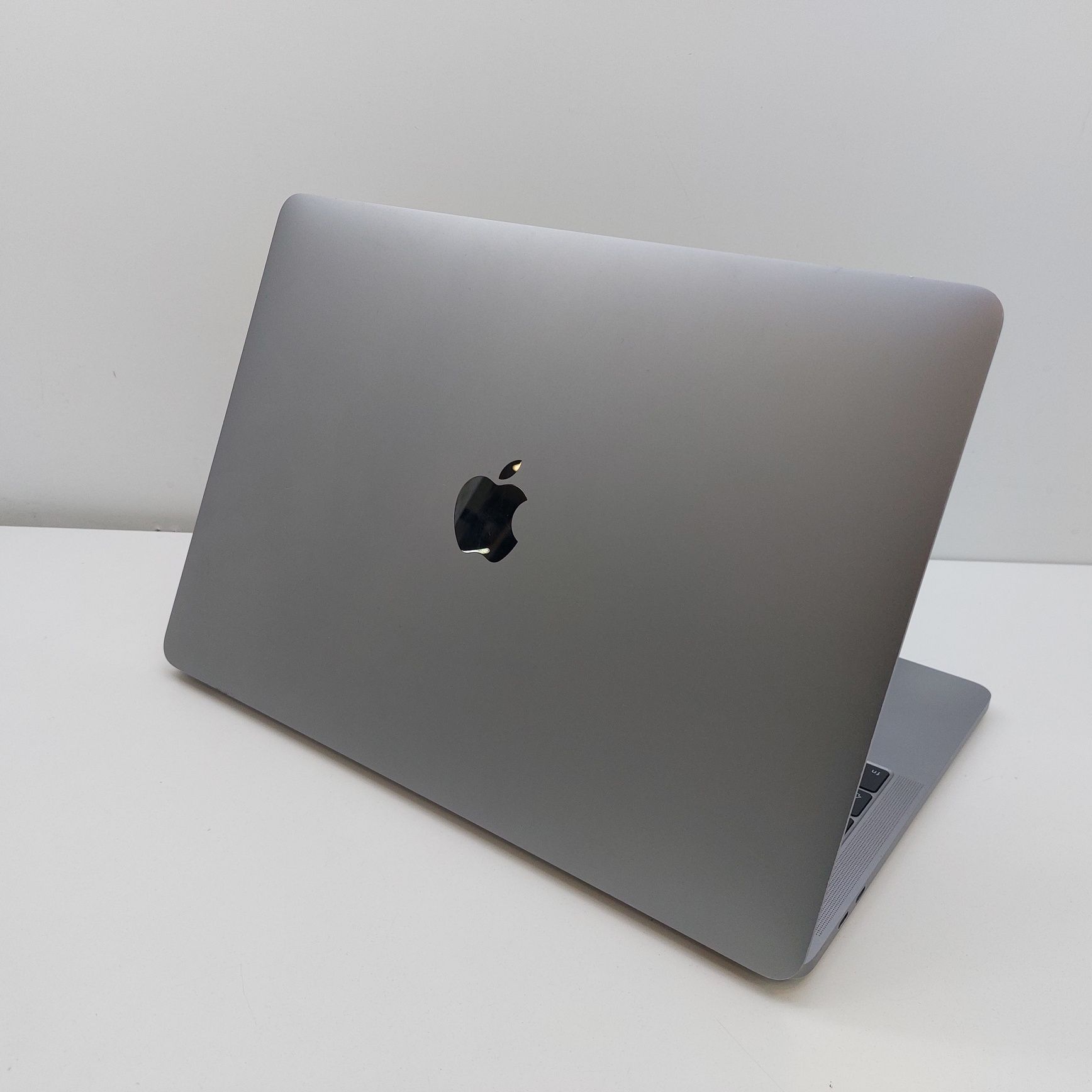 APPLE A2159 MacBook Pro 13.3 MID 2019