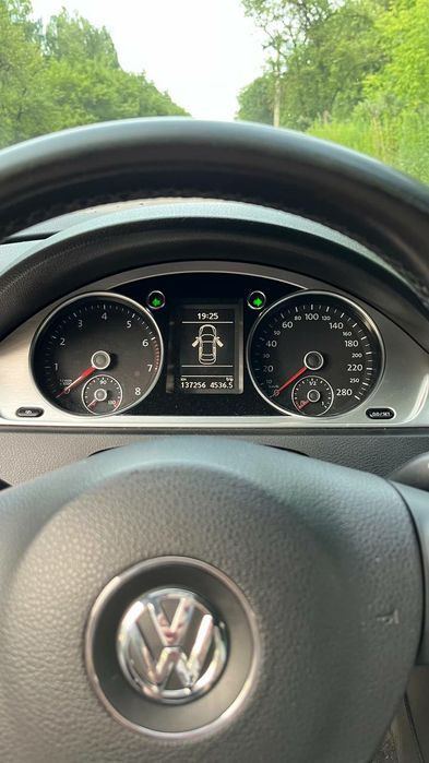 Volkswagen Passat cc 2011