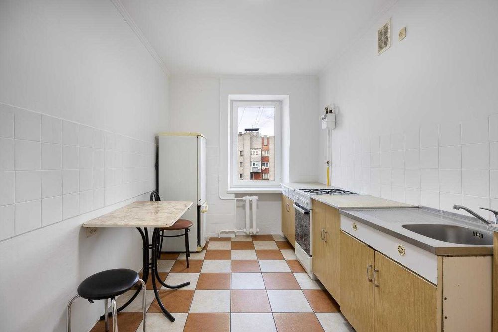 Продаж, 3 кімнати, ремонт, Б.Хмельницького,чешка, Львів