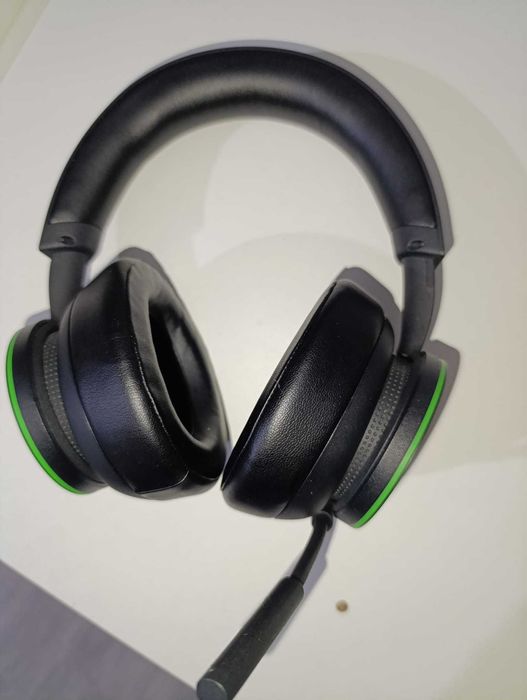 Xbox Series X 1TB + Comando Branco + Headset Wireless Xbox