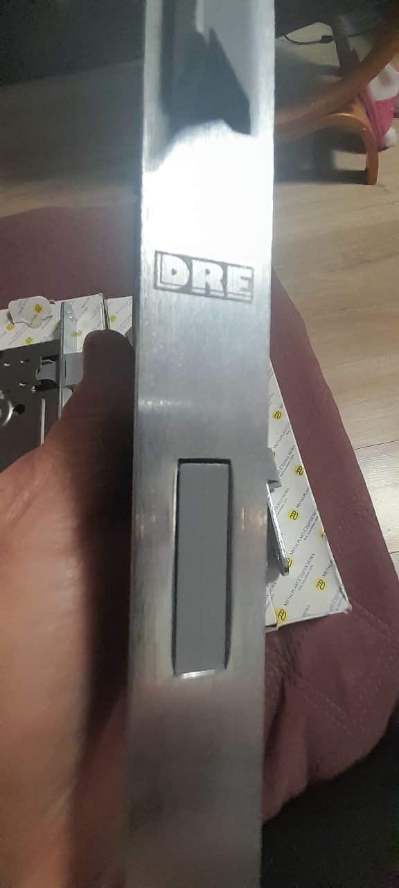 3 zamki do drzwi łazienkowych