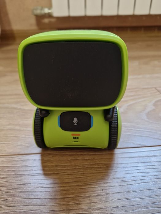 Інтерактивний Робот АТ